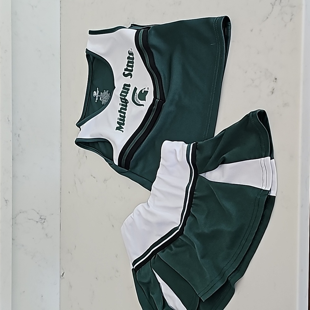 Michigan state chearleading costume